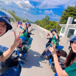 ขับขี่รถเข้า ม. อย่าลืมหมวกกันน็อค